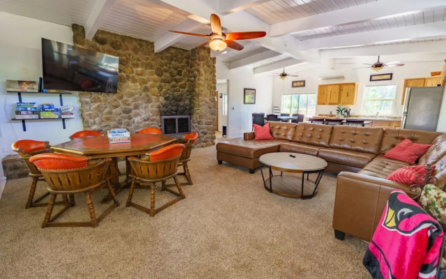 Fairway Cabin 3 Bedroom Home