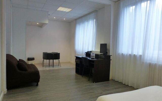 Appart Hotel Le Cours Moreau Test!!!
