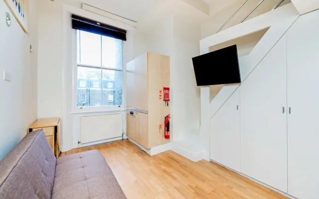 24 43 Stunning Studio in Notting Hill