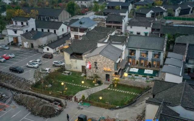 Jiande Lanqing Shiguang B&B