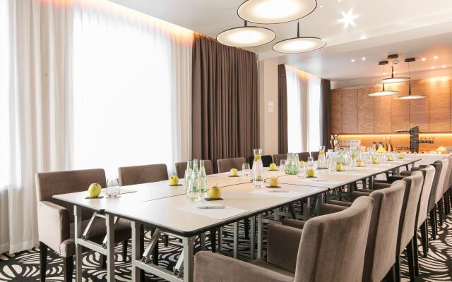 Holiday Inn Dresden - Am Zwinger by IHG