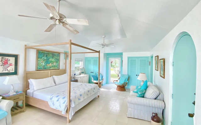 Coastal Haven: Newly Renovated Beachfront Cottage With Pool — фото 3