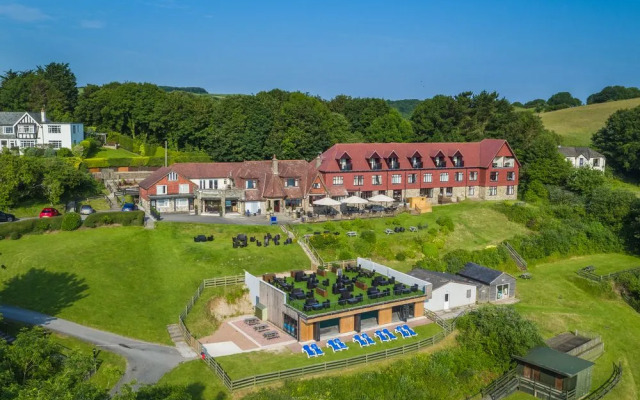 Sandy Cove Hotel