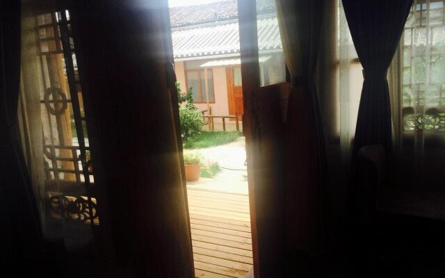 Lijiang Country Lodge