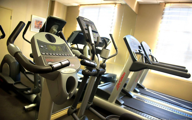 Holiday Inn Hotel & Suites Mississauga by IHG