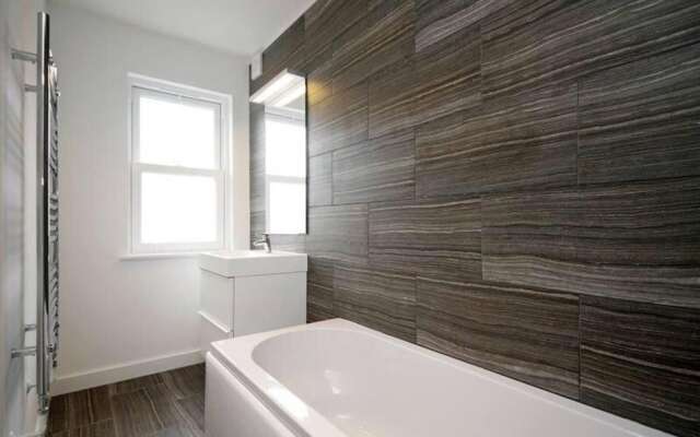 Immaculate 4-bed House in Paignton Near Beach