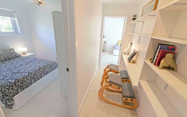 Shippenrill Croyde 6 Bedrooms, Sleeps 14, Hot Tub