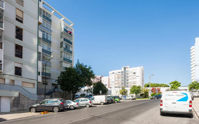 FLH Beato River View with Balcony