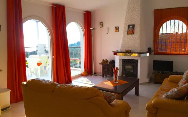 Beautiful Holiday Home in Benajarafe With Swimming Pool