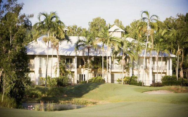 Paradise Links Port Douglas Luxury Villa
