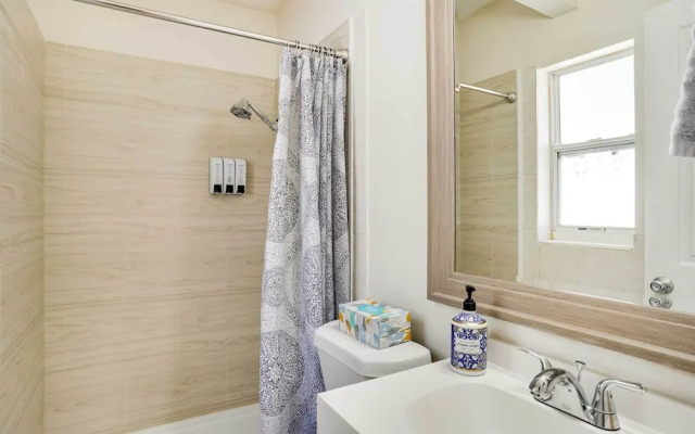Pet-friendly Lakeland Escape w/ Private Pool!