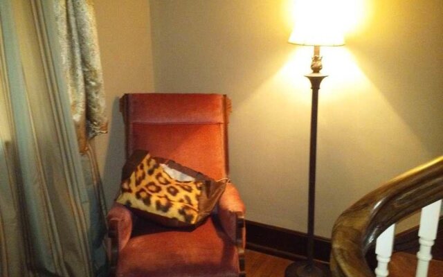 Evonne's Sharing House