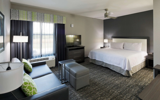 Homewood Suites by Hilton Topeka