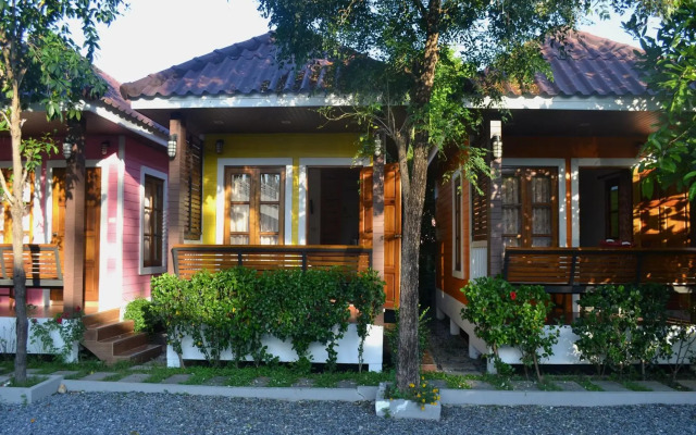 Toffee House Resort