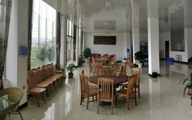 Xiangcun Zhouquan Hotel