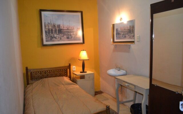 Hostal Austria - Hostel