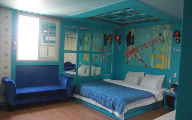 Time Motel