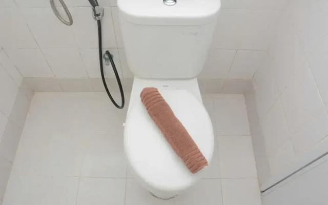 Comfort and New Renovation 2BR Bassura City Apartment