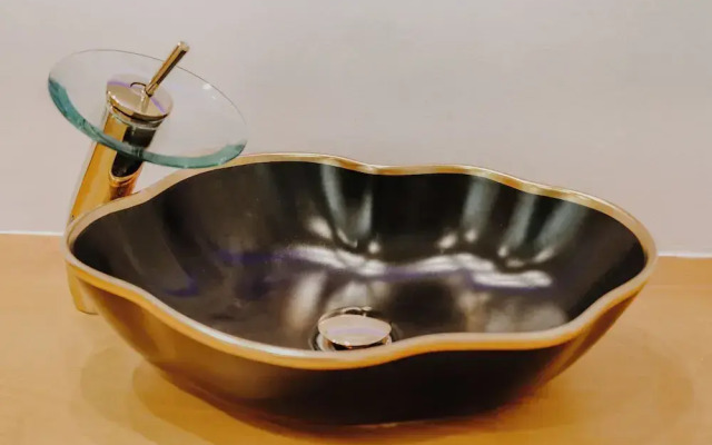 Black Amber Boutique Hotel