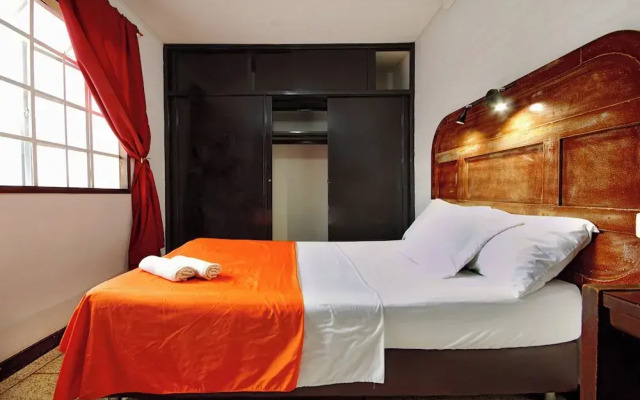 Ding-Dong Hostel