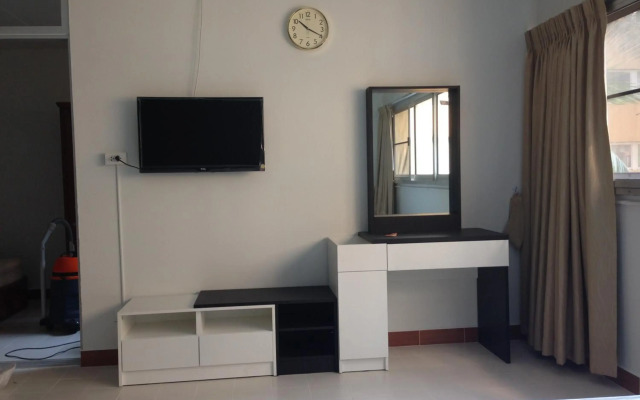 Muangthongthani Rental by Khun Dan