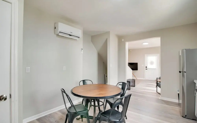 Hilltopper Convenience: Modern Duplex Near WKU