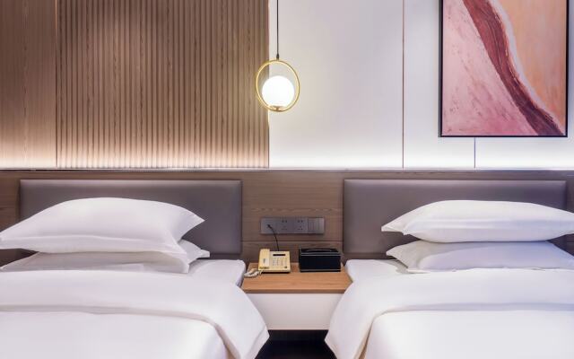 Ruifeng Hotel Railway Station Store