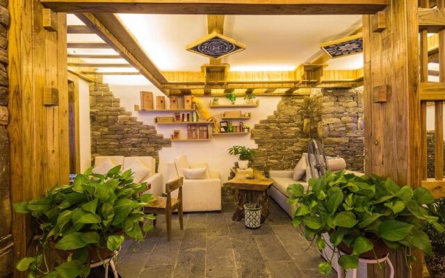 Zhangjiajie Destination Youth Hostel