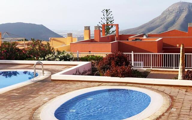 Apartment in Mirador Atlántico Complex