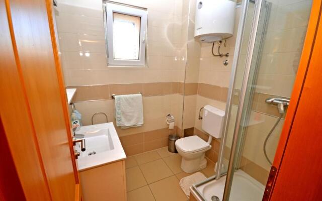 Apartments Jela