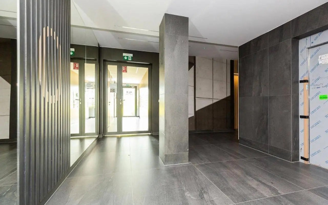 Easy & Comfortable, with balcony, very close to the center