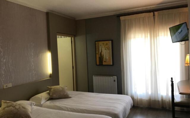 Hostal Esteba