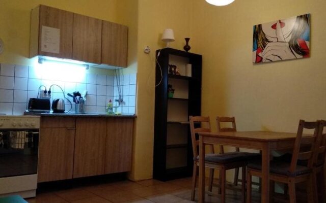 HoBar The Hostel Bar