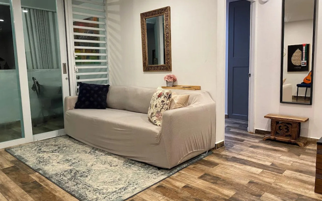 Castillo del Parque Stylish 2bed Apt