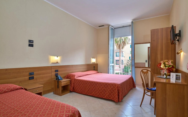 Hotel Careni Villa Italia