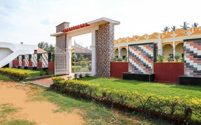 OYO 13893 Stay Simple Brindavan Resort