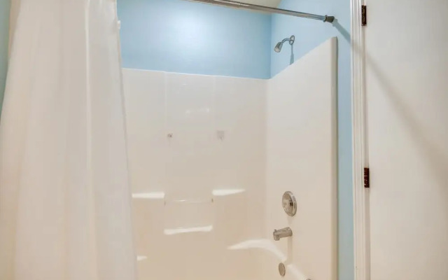 Pet-friendly Amarillo Home: 5 Mi to Downtown!