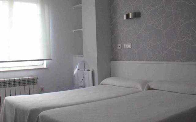 Hostal Valadares