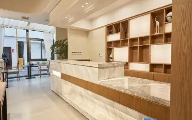 Zeyi Garden Hotel
