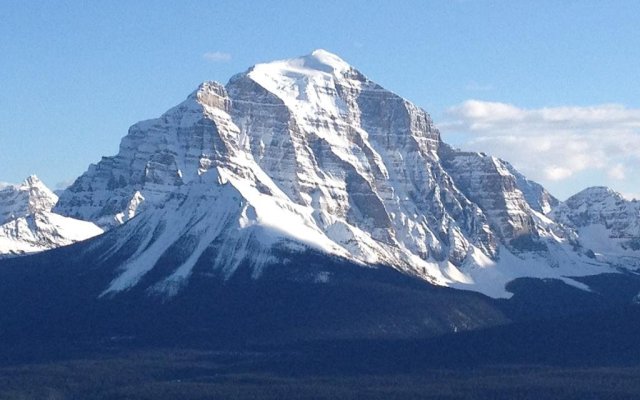 Canadian Rockies Inn