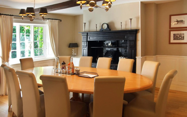 Marsh Farm Hotel