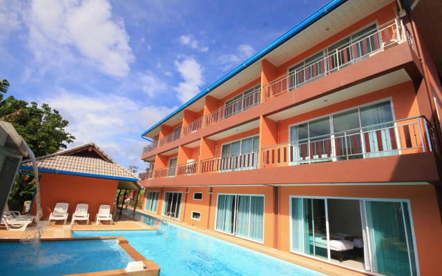 Lanta Fevrier Resort