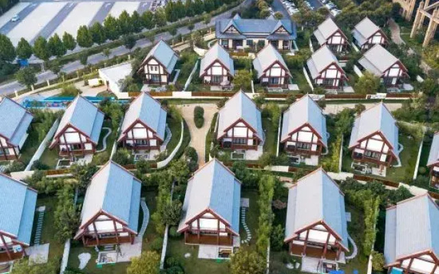 Yinji Huangdi Palace Yu Hot Spring Hotel (Animal Kingdom)