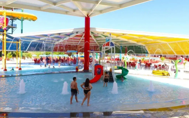 Piazza di Roma Apartamento 915 com parque aquático
