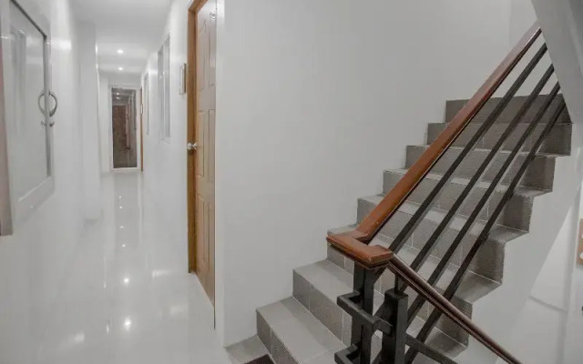 The Quarters by OYO Rooms