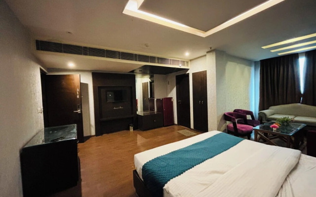 Roomshala 104 Hotel Billions