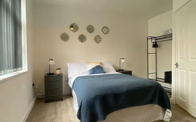 Host Stay Waterfront