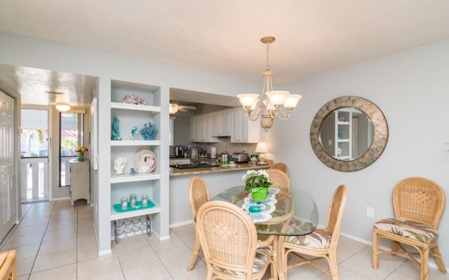 Runaway Bay Resort by BBG