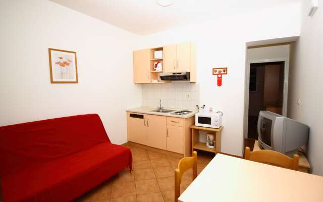 Bacan Serviced Apartments