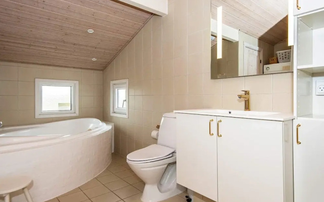 Lavish Holiday Home in Henne With Sauna